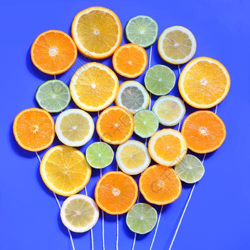抽象柑橘类水果和篮子